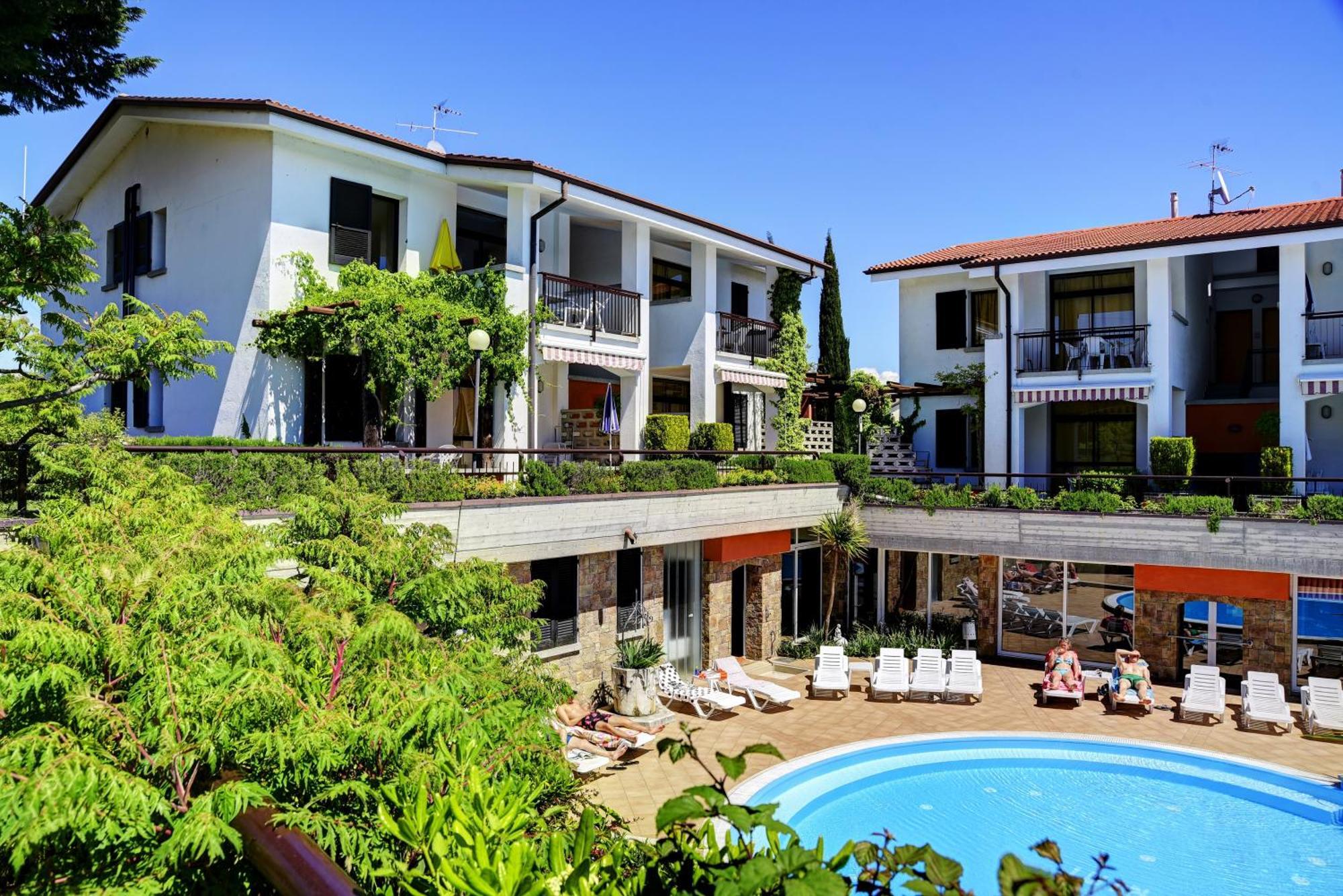 Italsol Residence Riai Moniga del Garda Cameră foto